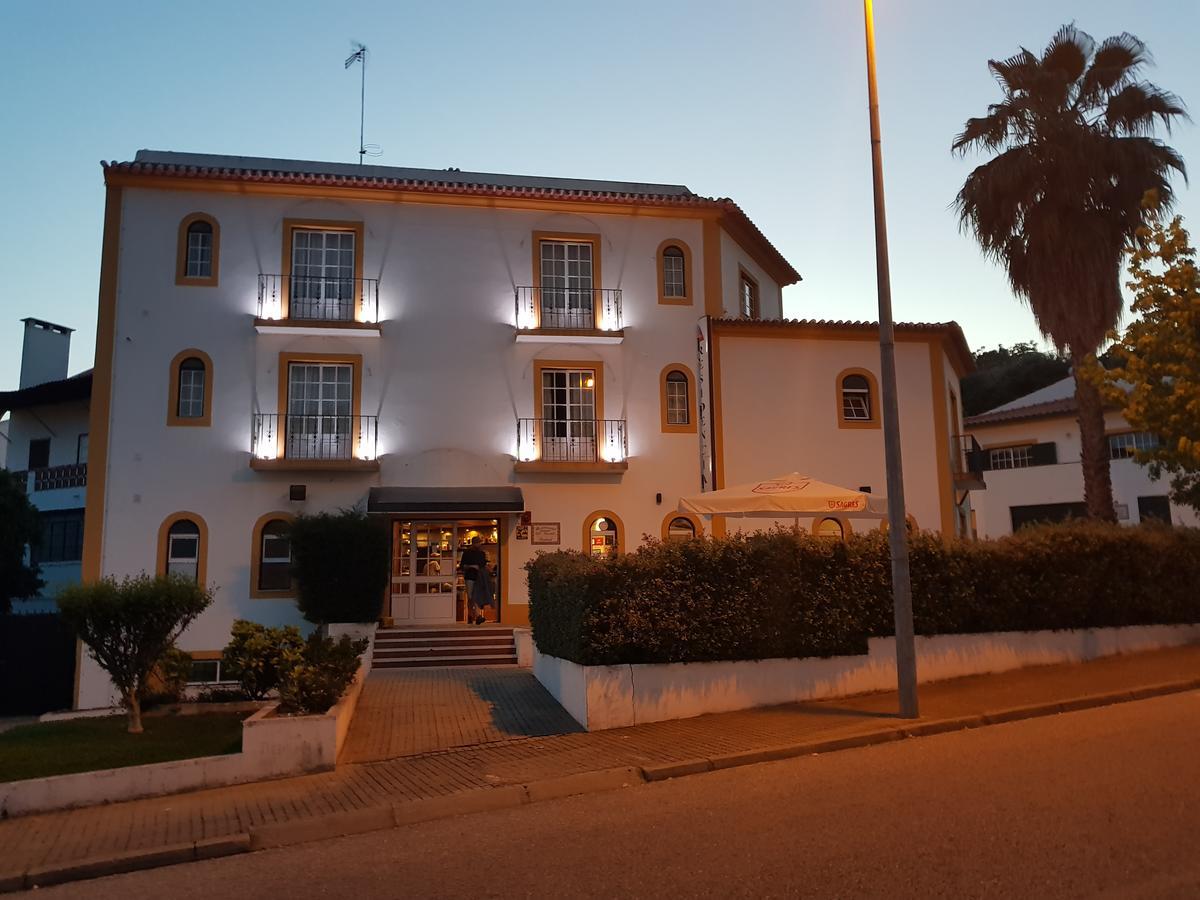 Residencial Gil Vicente Bed & Breakfast Sardoal Exterior photo