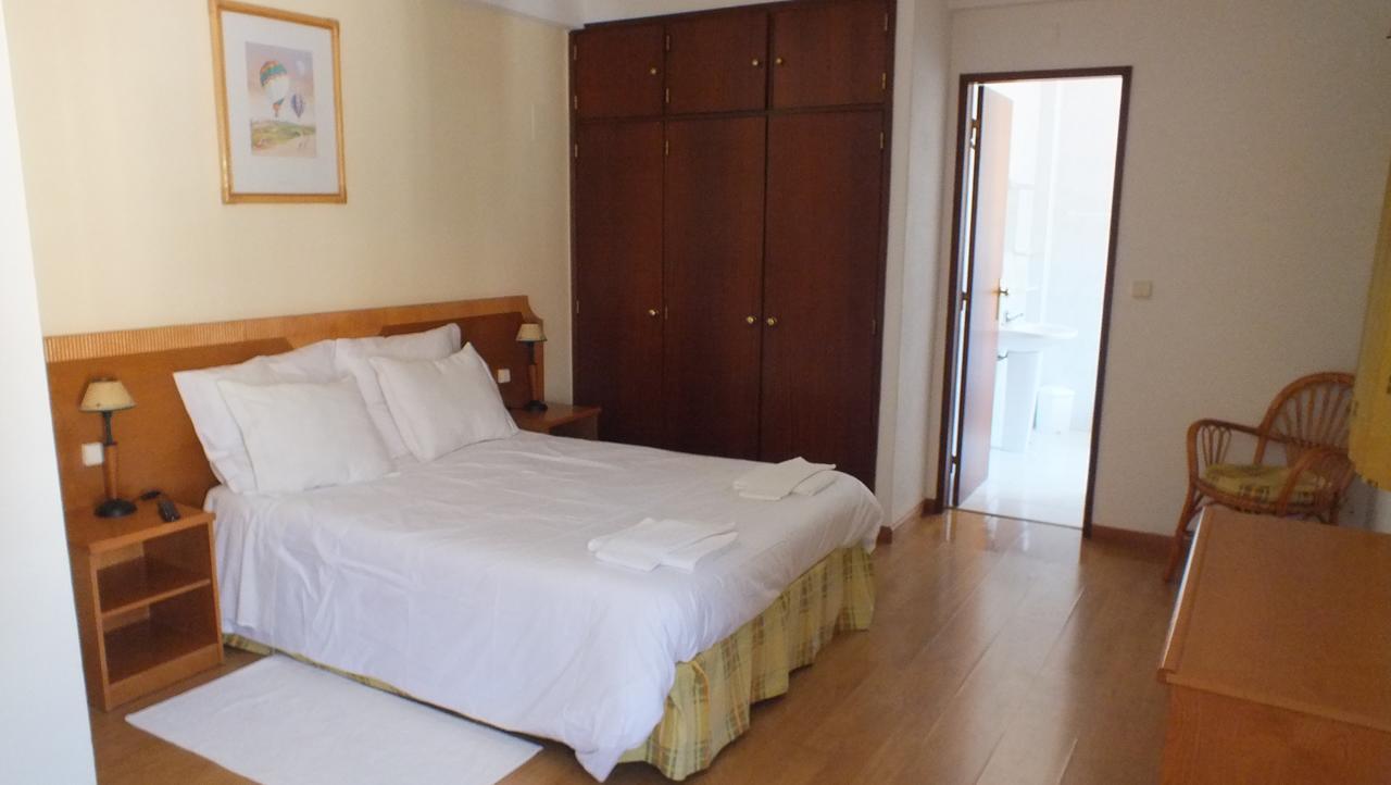 Residencial Gil Vicente Bed & Breakfast Sardoal Exterior photo