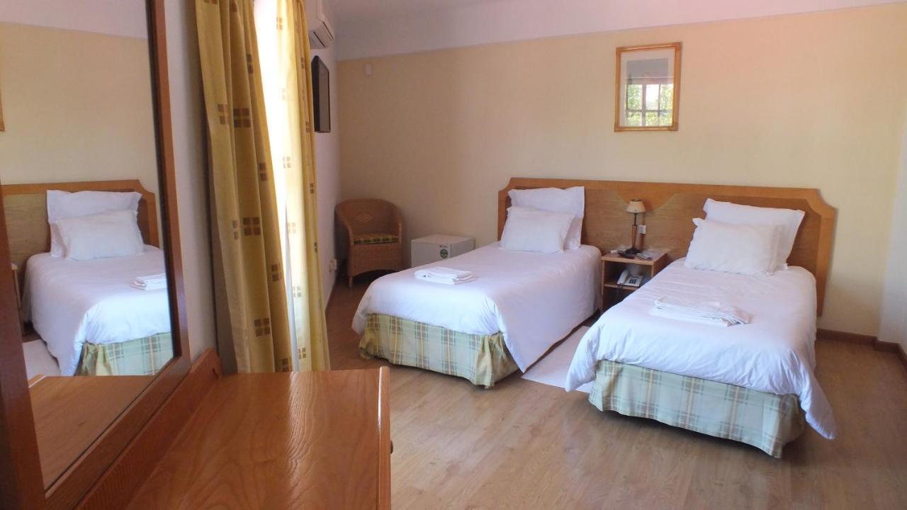 Residencial Gil Vicente Bed & Breakfast Sardoal Exterior photo